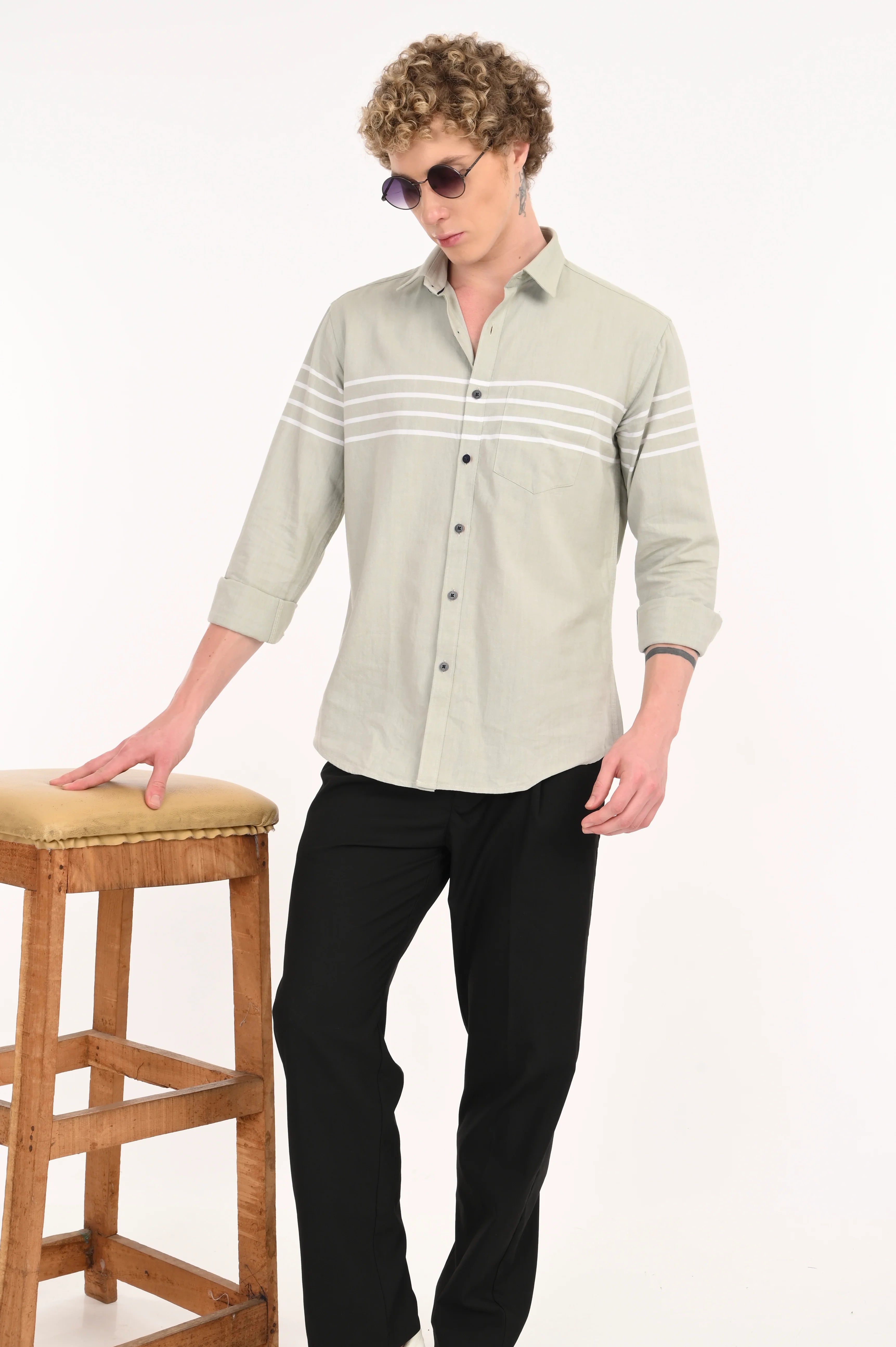 OXFORD CHEST PANELS LIGHT GREEN SOLID SHIRT